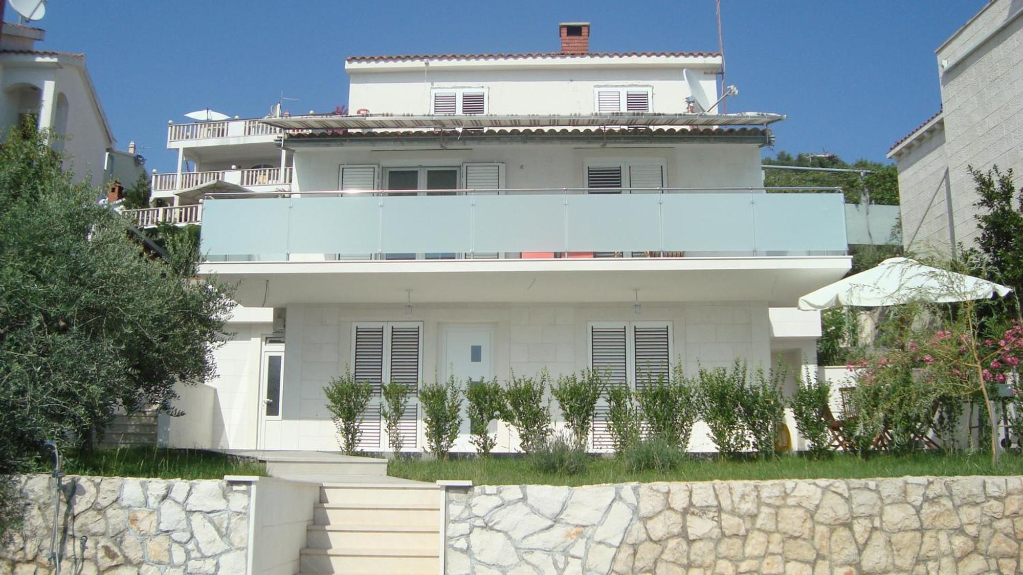 Apartments Niana With Heated Seawater Swimingpool Donji Okrug  Exterior foto